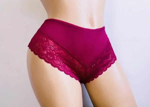 3 Lace Thong Panty Set
