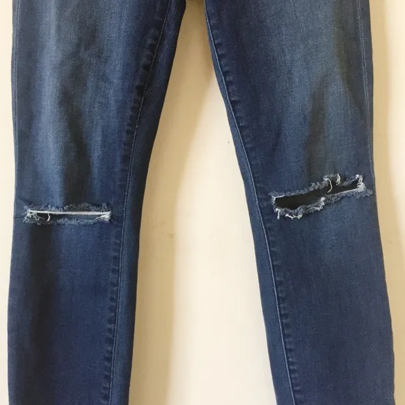 35. PARKER SMITH Bombshell High Rise Skinny Jeans