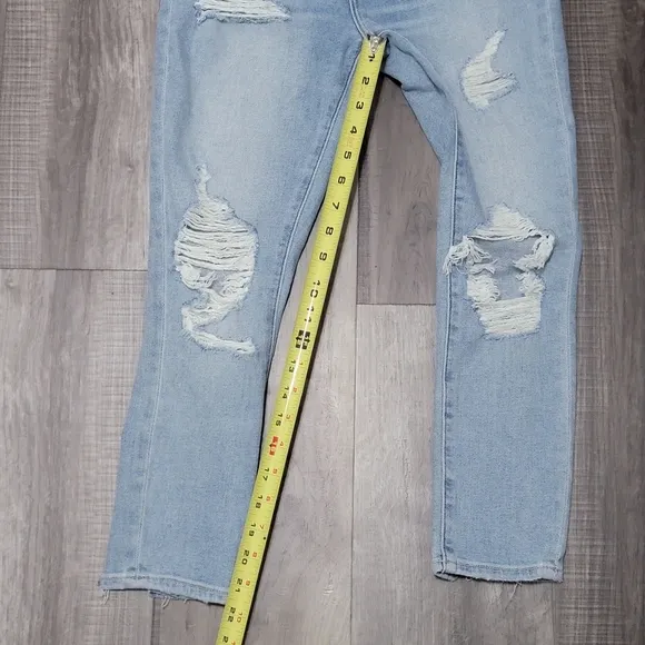 Abercrombie &amp; Fitch High Rise Super Skinny Ankle Jeans Extra Short