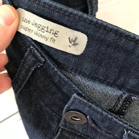 AG The Jegging Super Skinny Fit Jeans NWOT