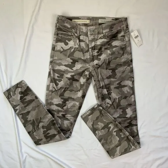 Anthropologie Pilcro Camouflage Velvet Jeans Grey Brown Size 24 High Rise Skinny