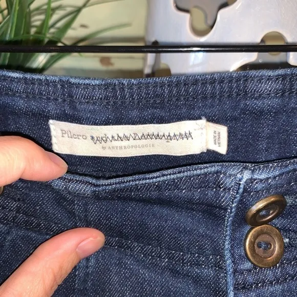 Anthropologie Pilcro Dark Wash High Rise Skinny Jeans Size 26 Button Details