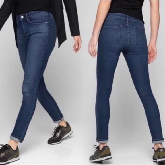Athleta Sculptek Dark Wash Skinny Jeans Size 4