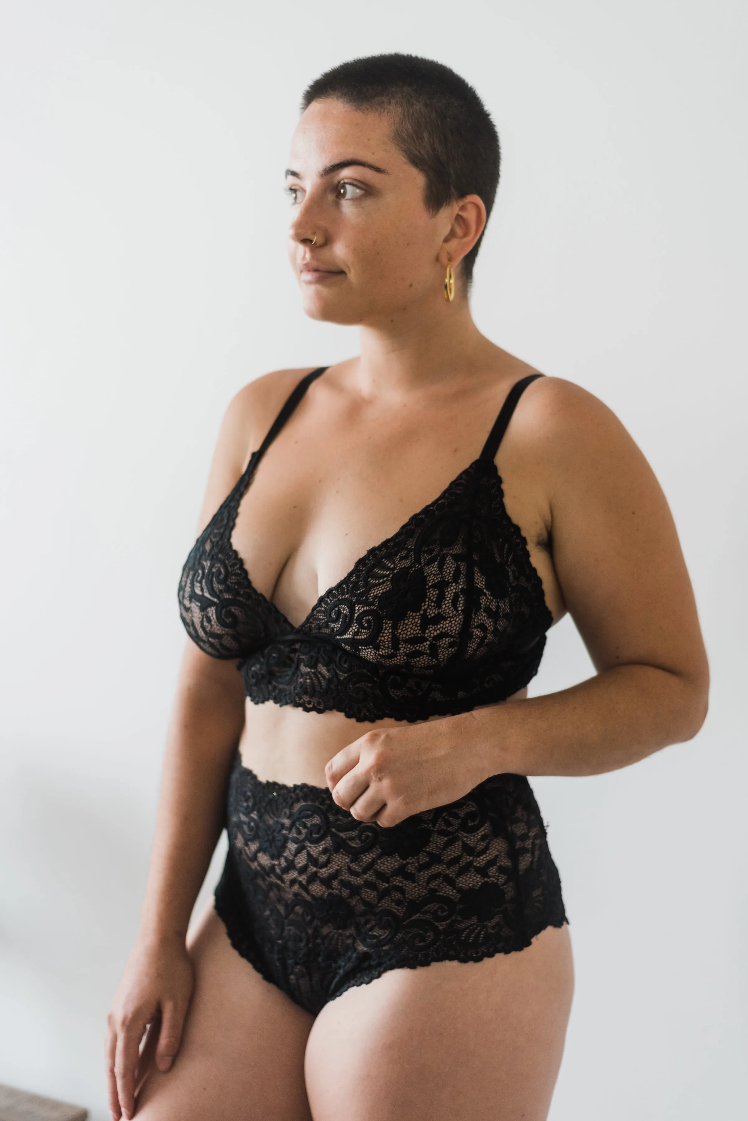 Ava Lingerie Set in Classic Black