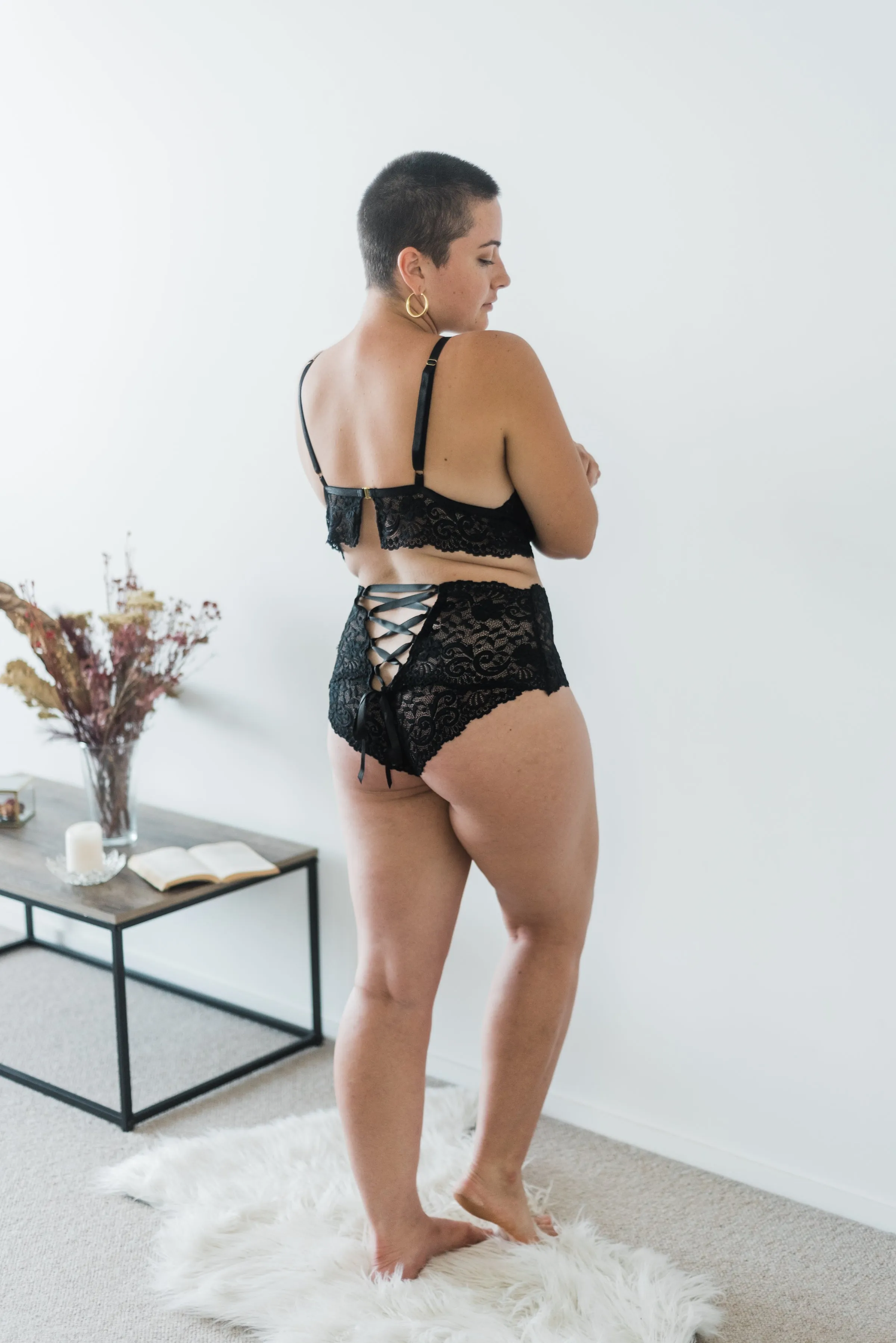 Ava Lingerie Set in Classic Black