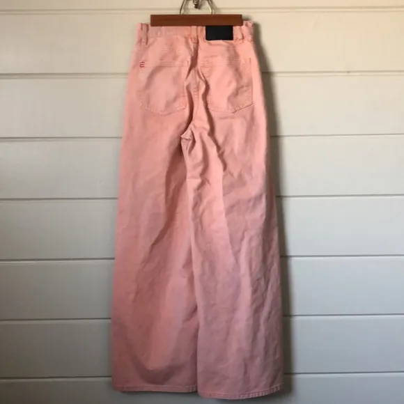 BDG High &amp; Wide Jean Size 25