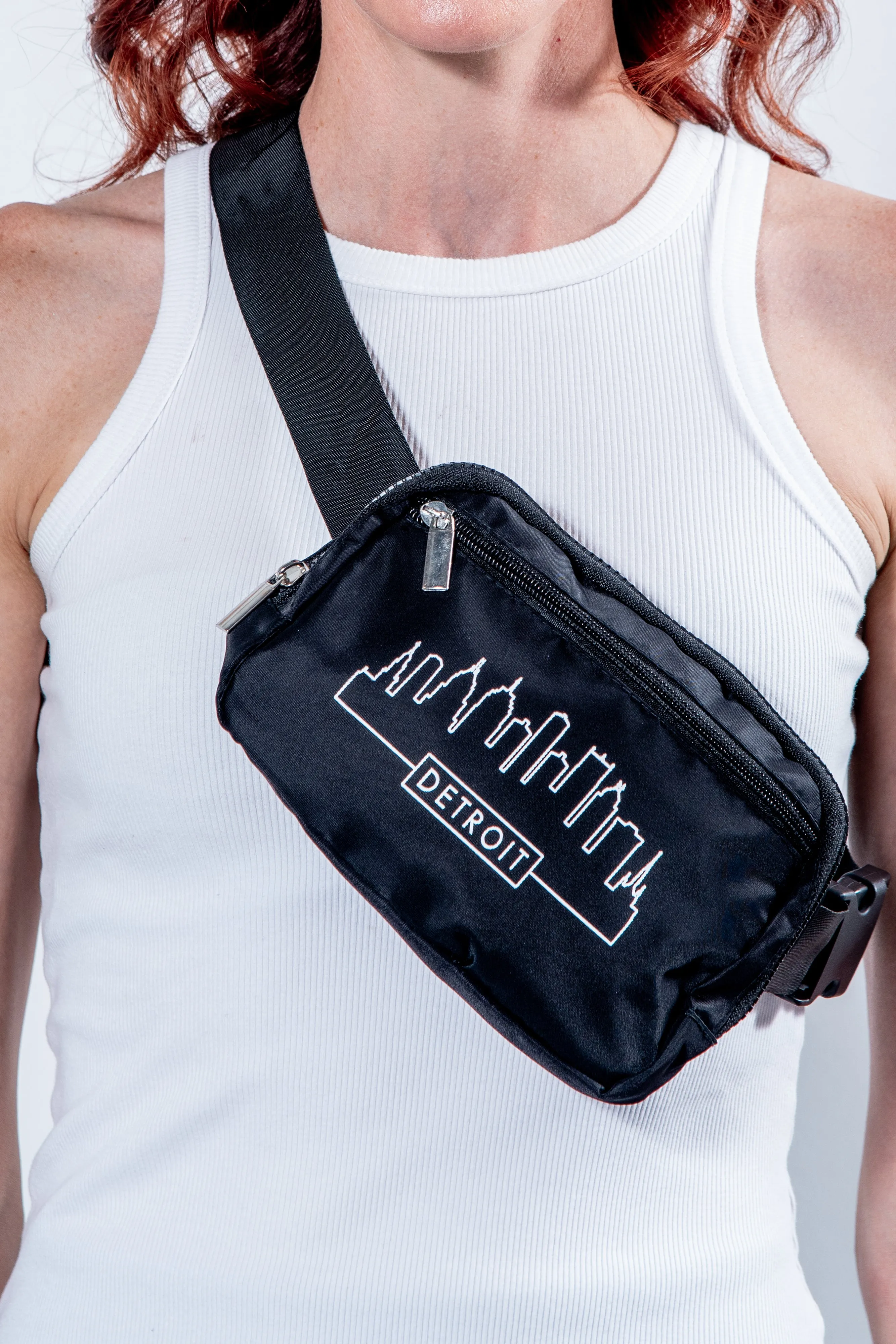 BLACK DETROIT SKYLINE BELT BAG