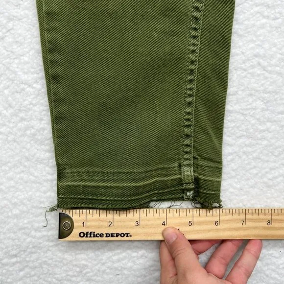 Closed | Women’s Glow Straight Leg Raw Hem Jeans in Green Size 26