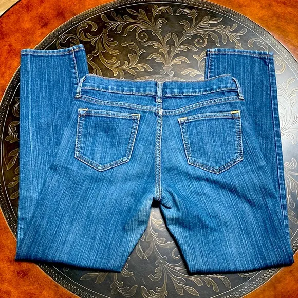COPY - Old Navy “The Diva Jeans” High-Waisted Rockstar Super Skinny Jeans Size 8