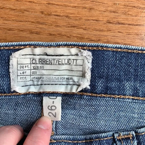CURRENT/ELLIOTT The Ankle Skinny in Heartbreak Destroy skinny jeans (26) ✨