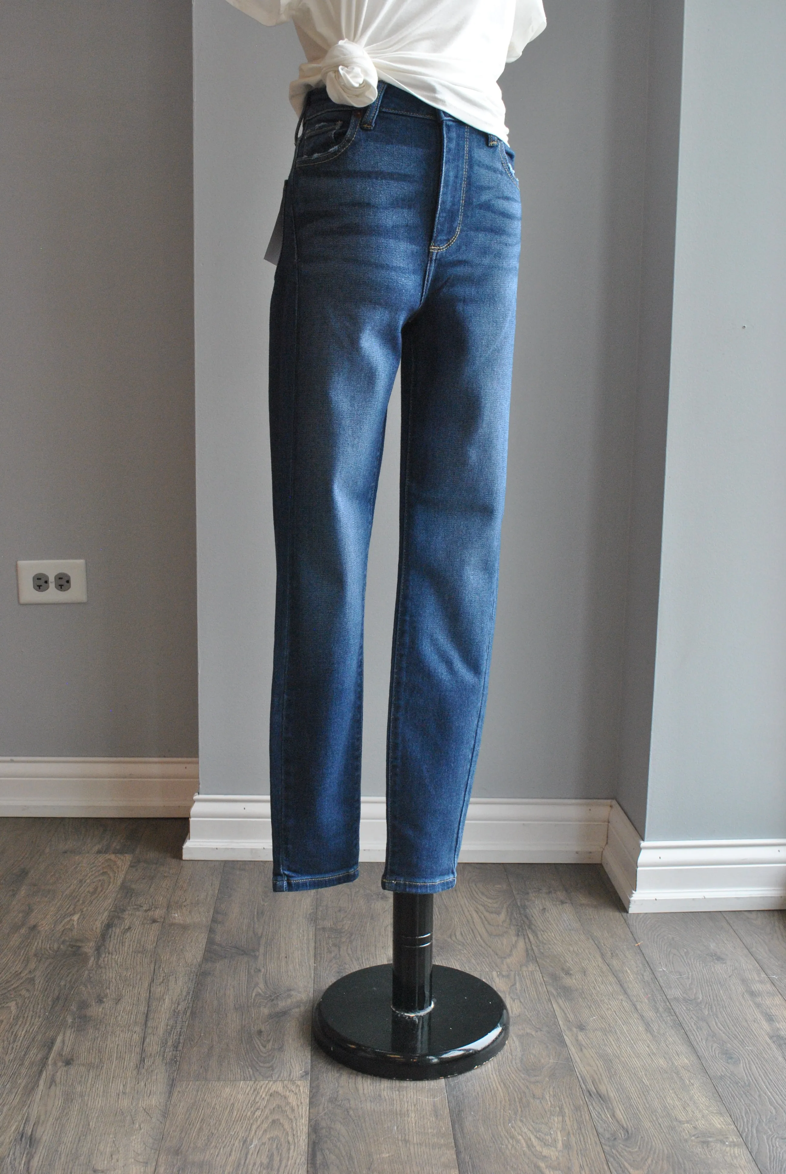 DARK DENIM CLASSIC STYLE SKINNY JEANS
