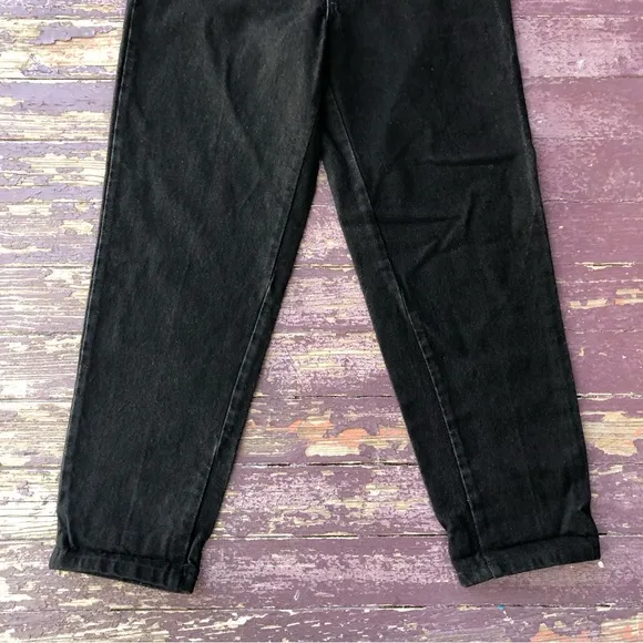 David David Vintage High Rise Black Jeans Cheetah Print Back Pockets Studded