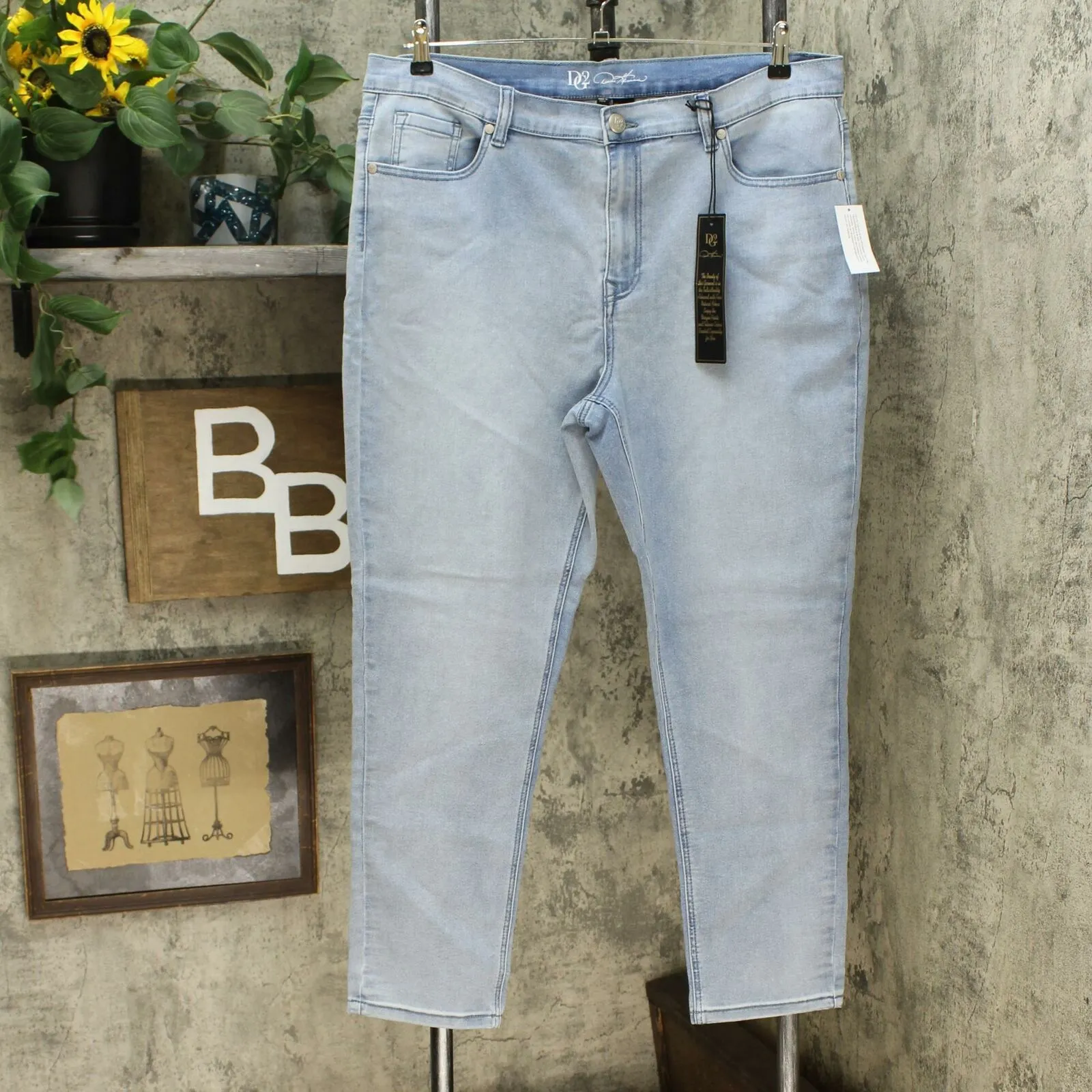 DG2 by Diane Gilman Women's Plus Size Virtual Stretch Skinny Jeans