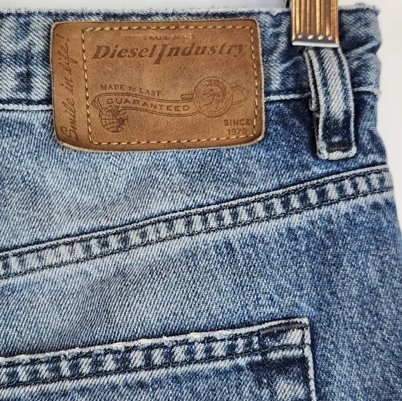 Diesel Rizzo Destroyed Slim Straight Jeans Low Waist Ripped Slouchy 23