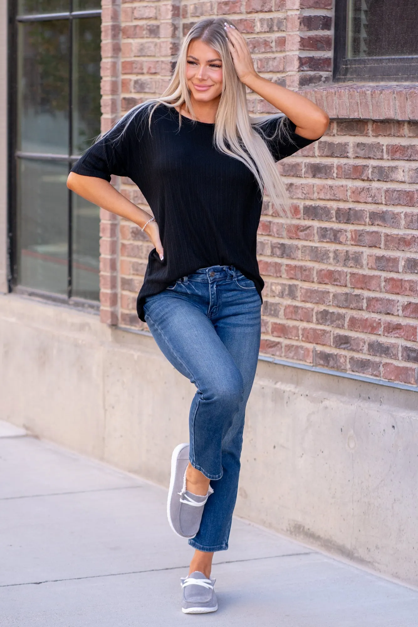 Dolores Mid Rise Slim Straight