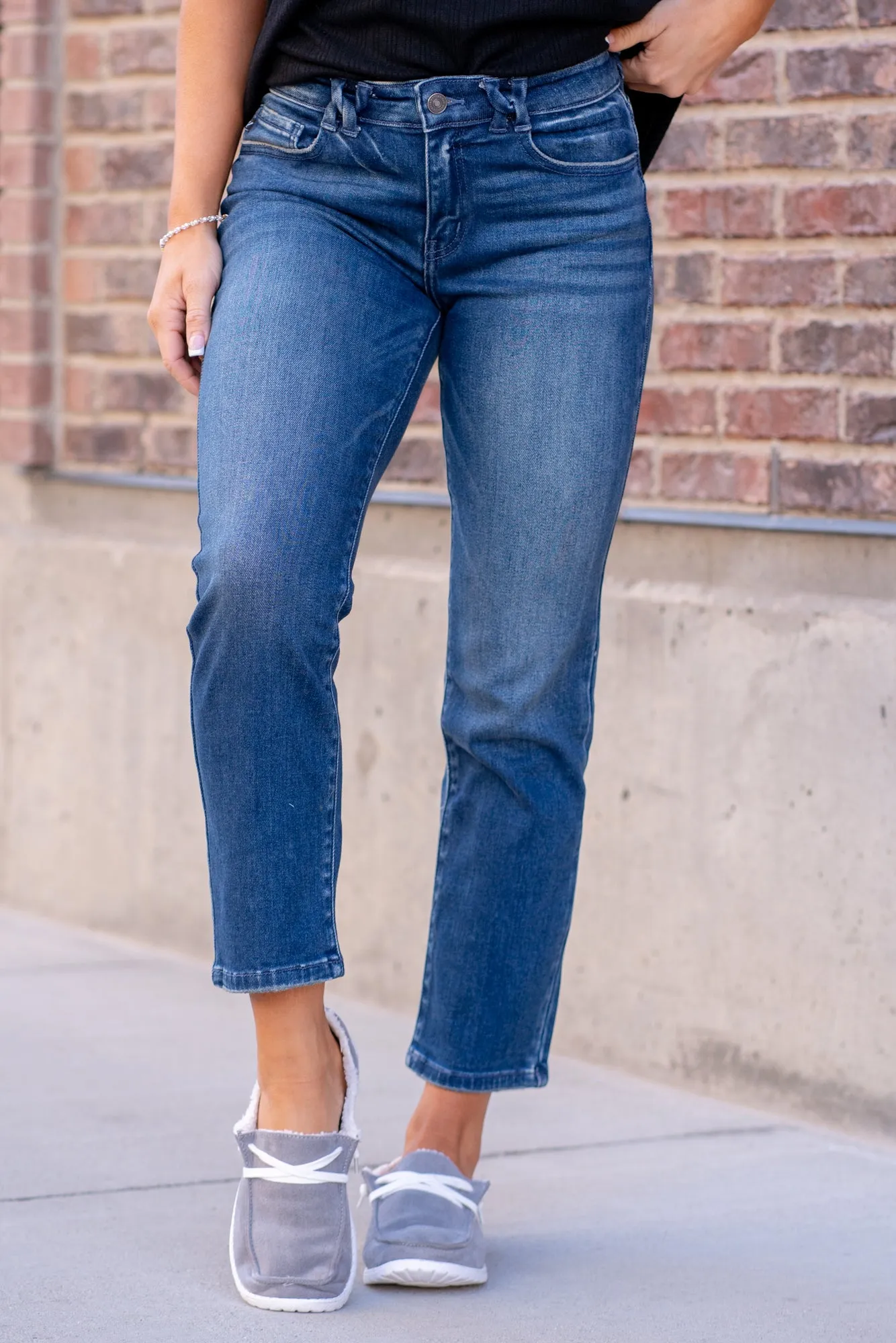 Dolores Mid Rise Slim Straight