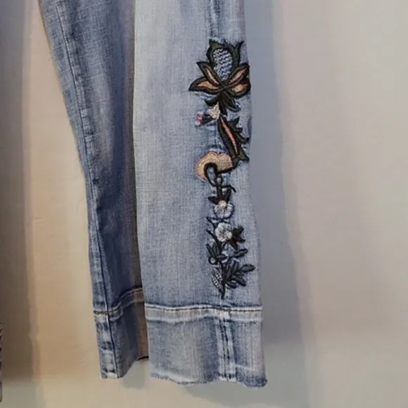 Driftwood Charlee Blossom Jeans Embroidered Crop Wide-leg Denim Size 30