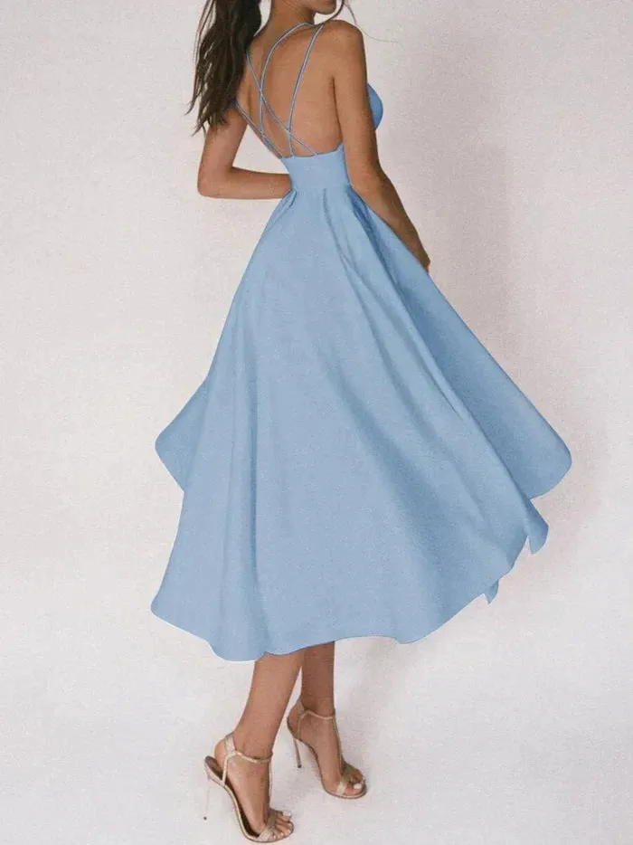 Elegantes Rückenfreies Midikleid