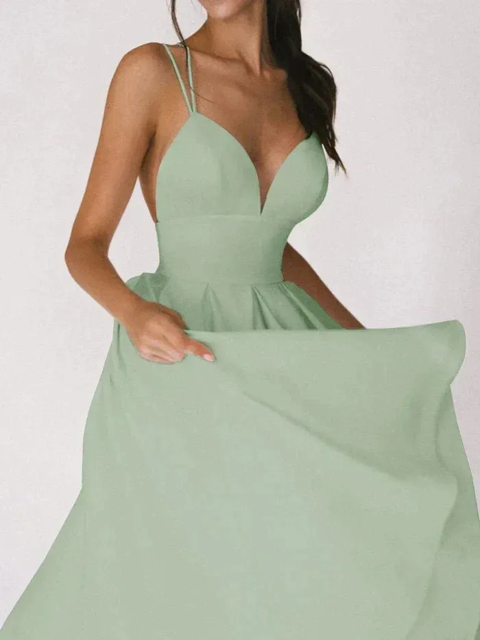 Elegantes Rückenfreies Midikleid
