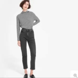 Everlane The Cheeky Straight High Rise Jean Washed Black Womens 25 Crop