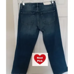 Frayed Jeans Tapered Boyfriend Mid Rise Size 25 Inseam 28&quot; ripped jeans