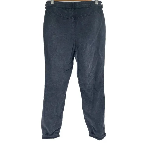 Free People Women's Fine Line Straight Leg Crop Jeans Black Corduroy Size 4 New
