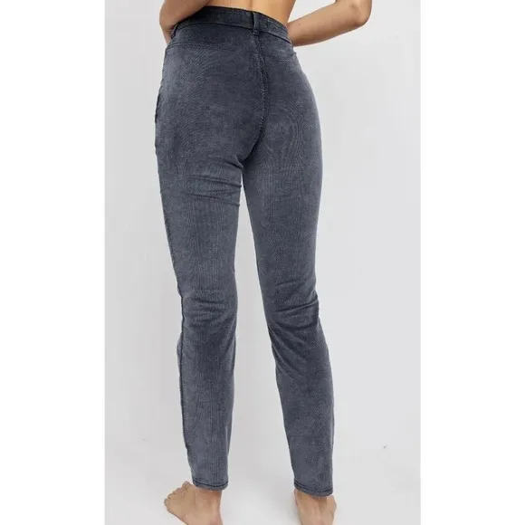 Free People Women's Fine Line Straight Leg Crop Jeans Black Corduroy Size 4 New