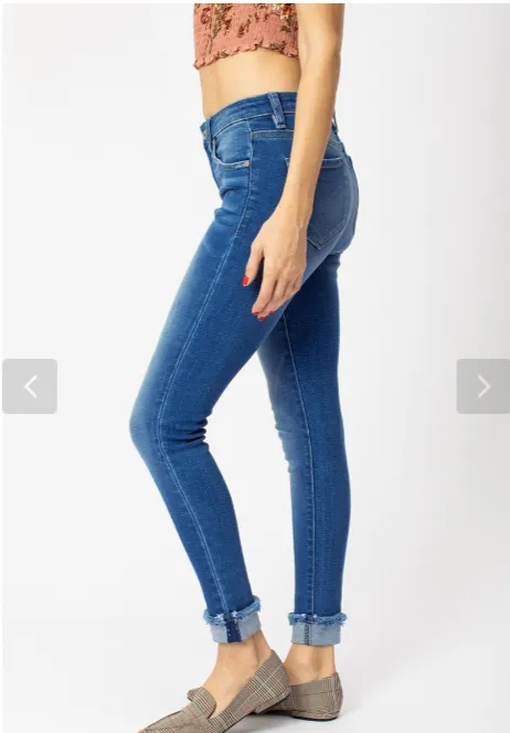 Gemma KanCan Mid Rise Skinny Jeans
