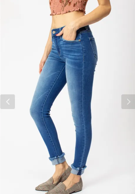Gemma KanCan Mid Rise Skinny Jeans