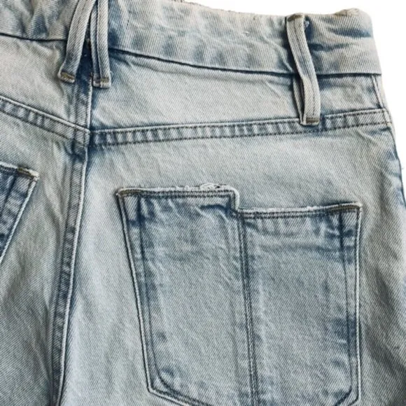 GOOD AMERICAN Good Boy Ripped Straight Leg Wide Release Hem Jeans - Size 0/25