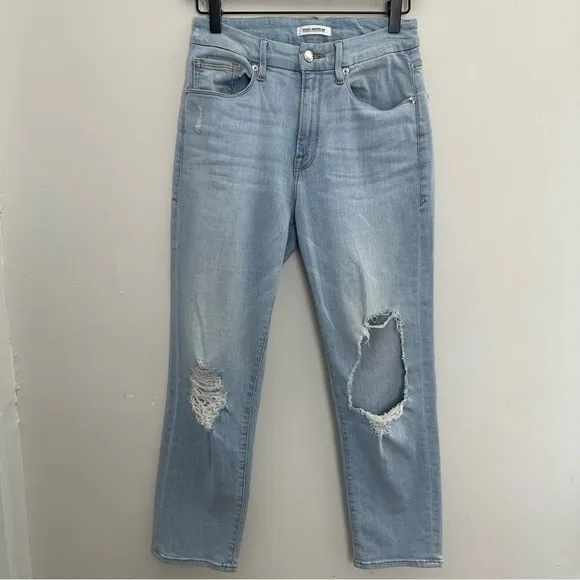 GOOD AMERICAN- Good Cuts Skinny Boyfriend Jeans Light Wash Blown Out Knees