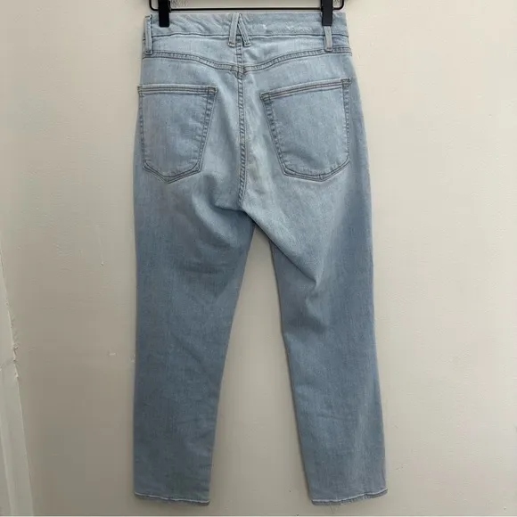 GOOD AMERICAN- Good Cuts Skinny Boyfriend Jeans Light Wash Blown Out Knees