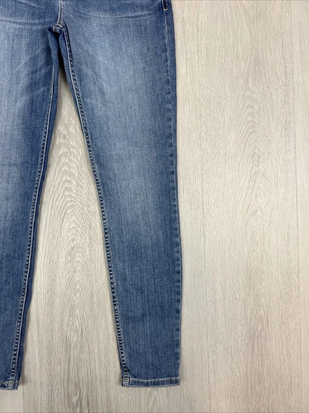 Guess Womens Low Rise Skinny Jeans Size 28