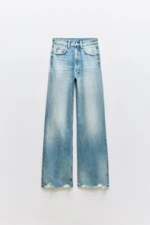 Highwaist Ripped straight fit jeans