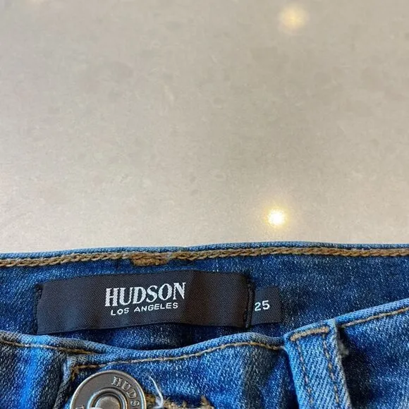 Hudson women’s jeans size 25 centerfold super skinny, zipper on hem, really nice
