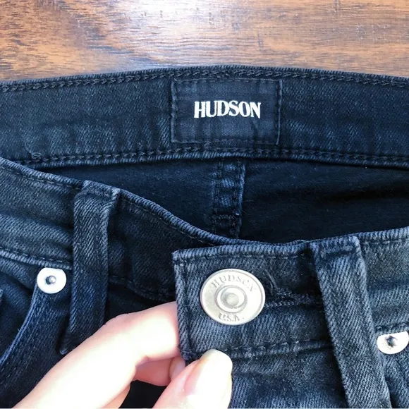 Hudson • Zoeey High Rise Ankle Straight jeans black denim cropped slim cigarette