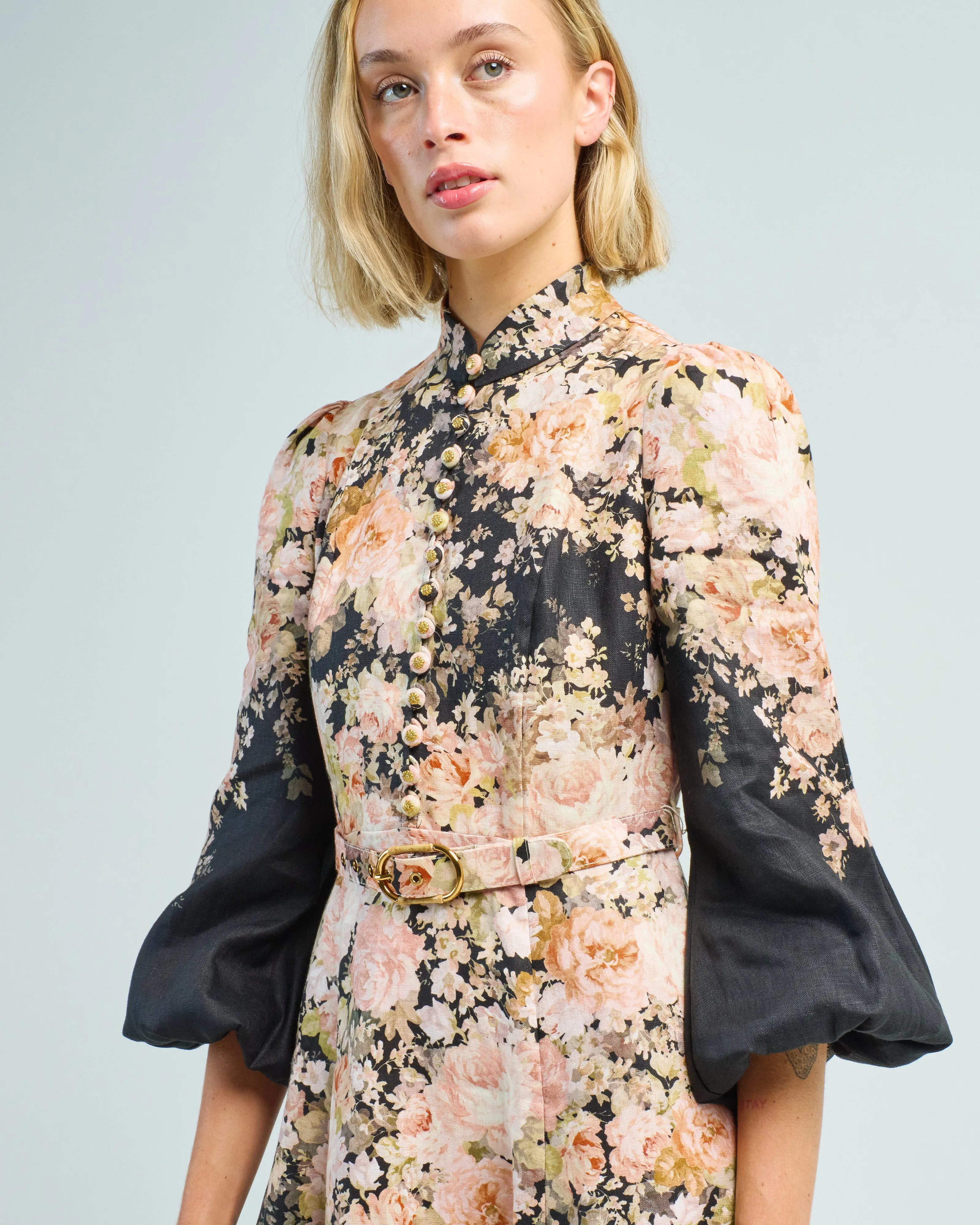 illustration buttoned midi