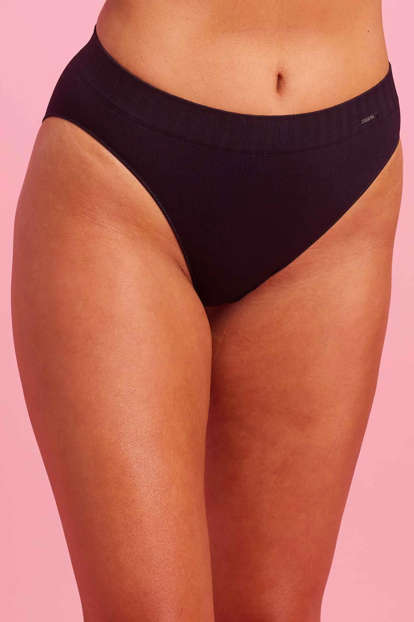 Ivy Seamfree High Cut Bikini Brief Black