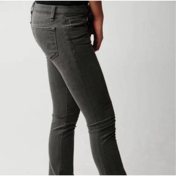 J Brand Low Rise Pencil Leg Skinny Denim Jeans Ghost Gray