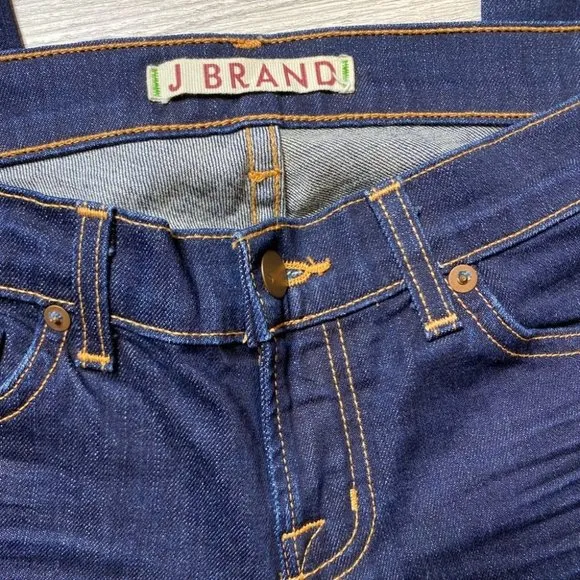 J Brand Petite Pencil Leg Jeans EUC
