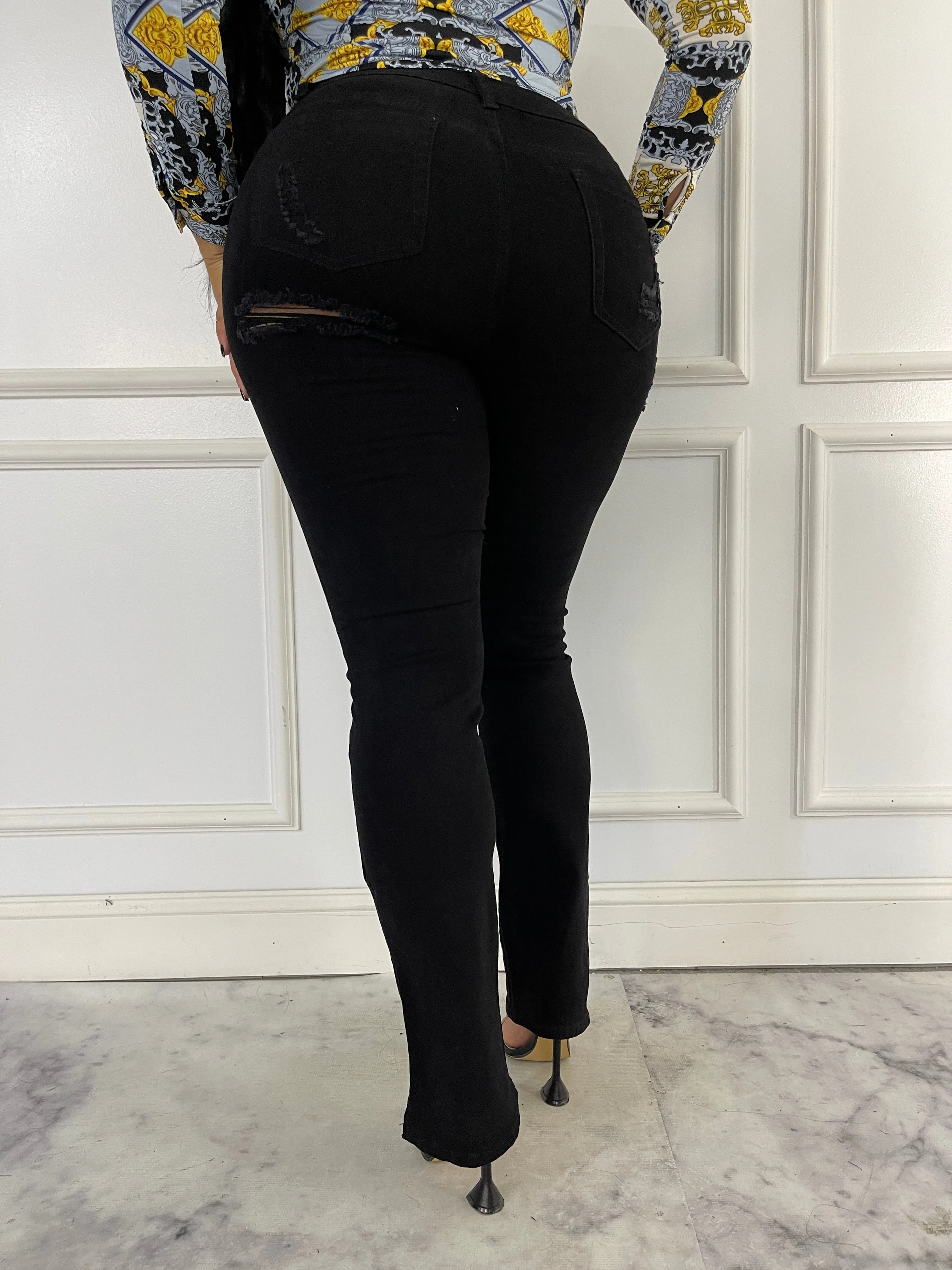 J226P-HW Straight Slit Jeans
