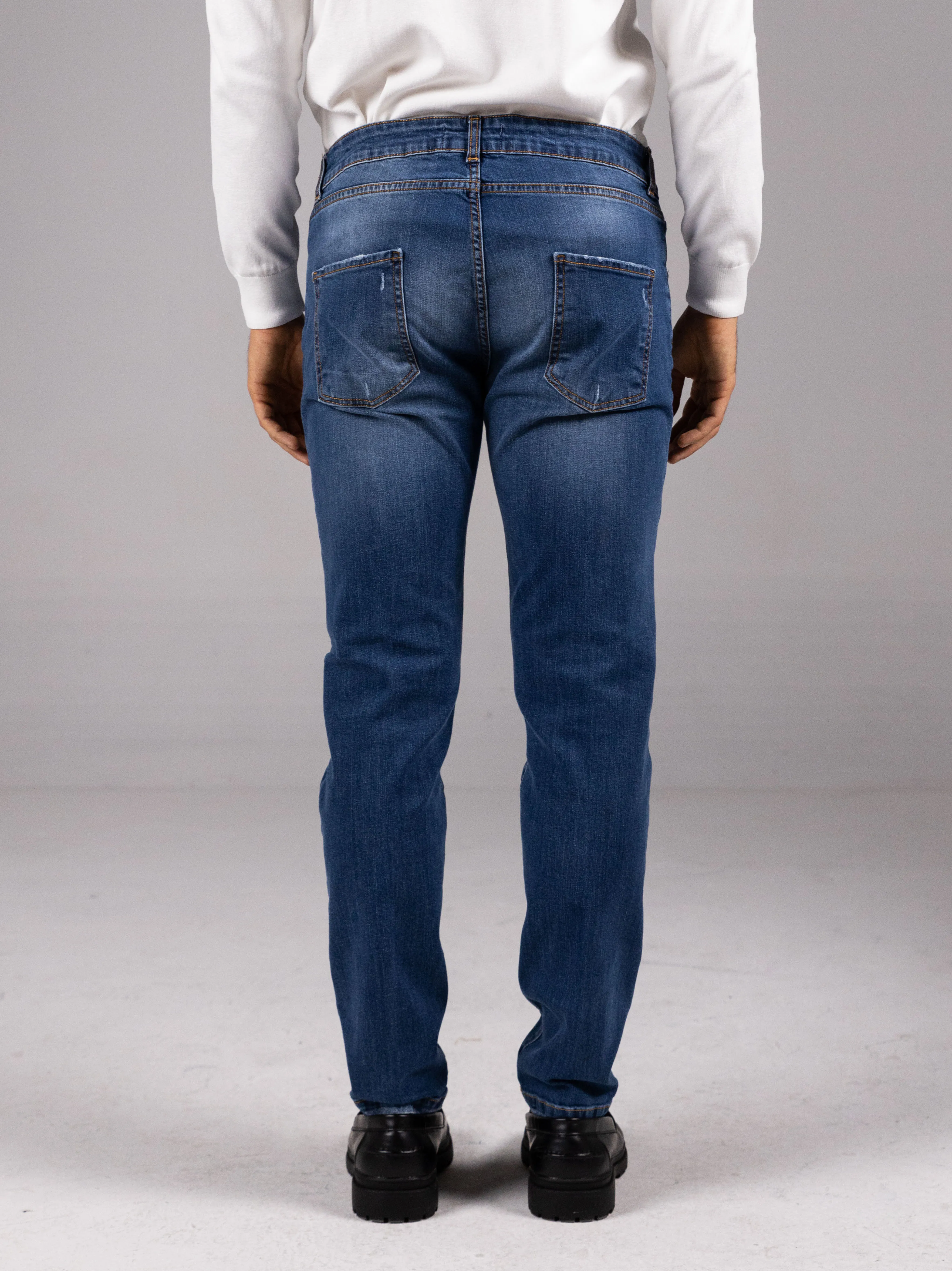 JEANS LEONE
