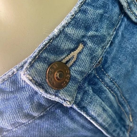 Joes ripped boyfriend jeans size 27