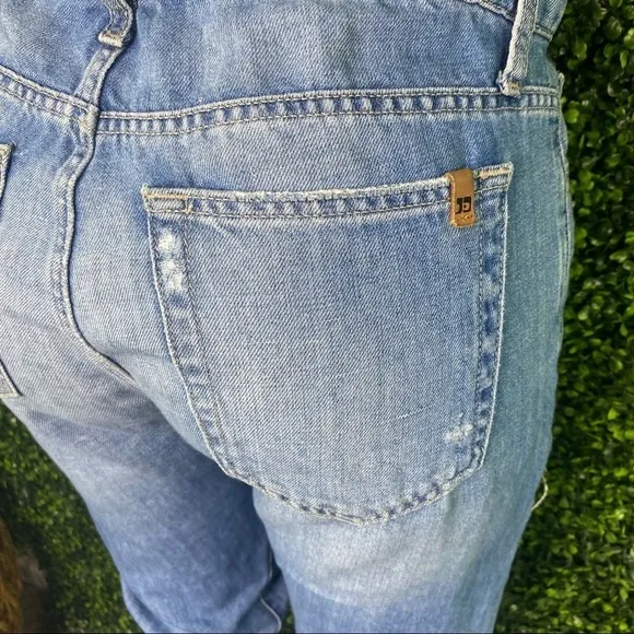 Joes ripped boyfriend jeans size 27