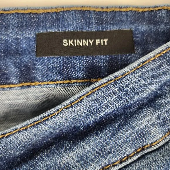 Judy Blue Jeans Women Plus 14W Blue Mid Rise Skinny Fit Distress Button Fly