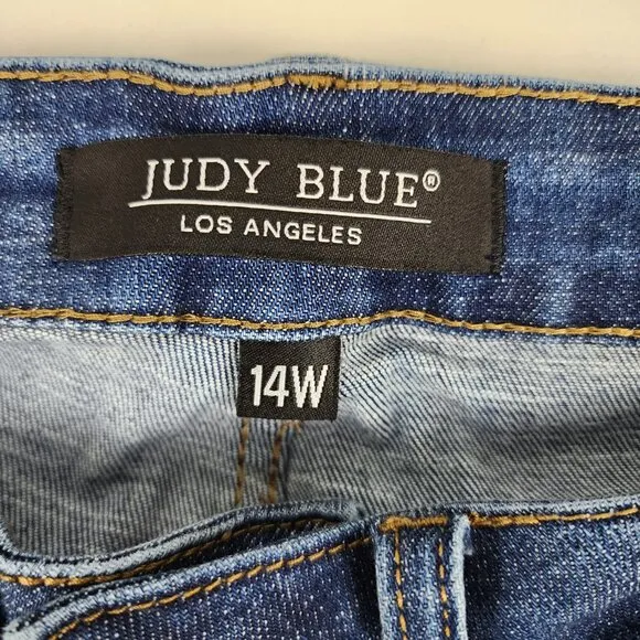 Judy Blue Jeans Women Plus 14W Blue Mid Rise Skinny Fit Distress Button Fly