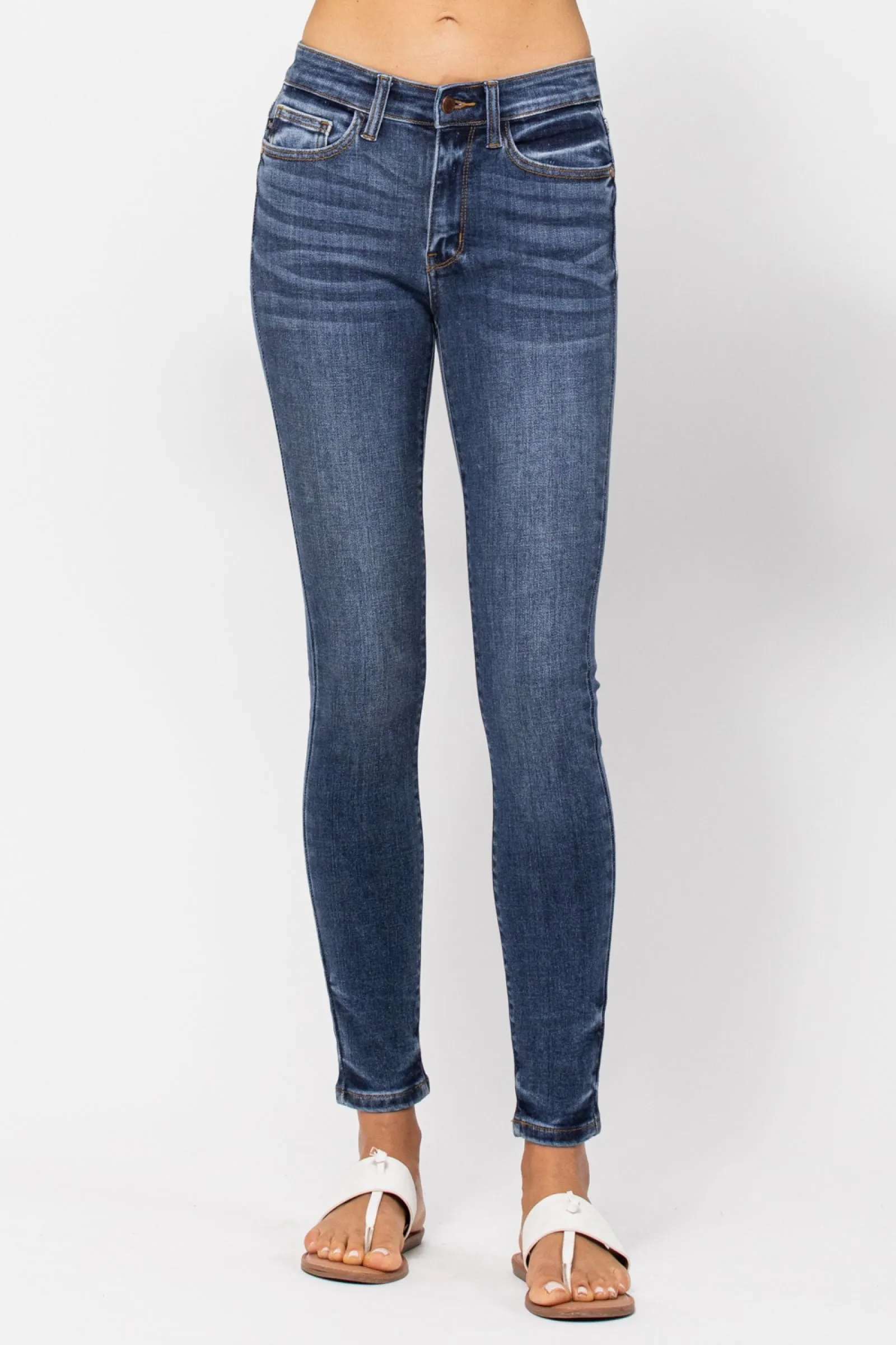 Judy Blue Mid-Rise Handsand Classic Skinny