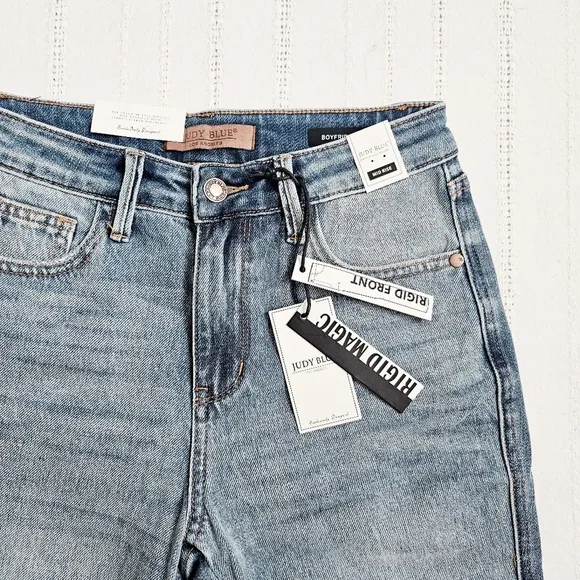 Judy Blue Mid Rise Rigid Magic Straight Leg Released Hem Jeans Regular Plus NEW