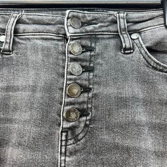 Judy Blue Women's Skinny Jeans Size 9/29 Black Button Fly Raw Hem Distressed