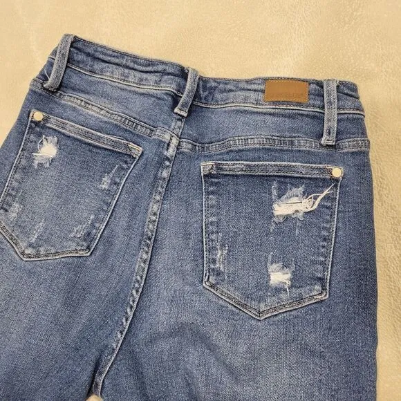 Judy Blue High Rise Rainbow Embroidery Cropped Straight Leg Jeans, sz 29